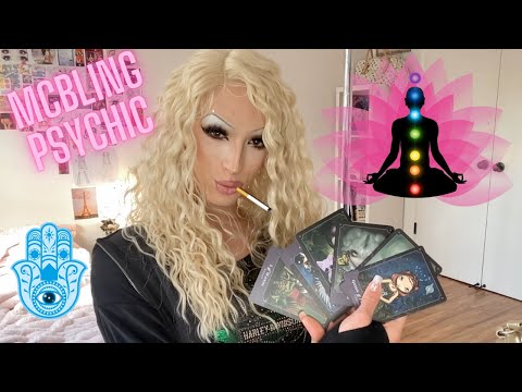 TrashyY2k TAROT READER *ASMR*